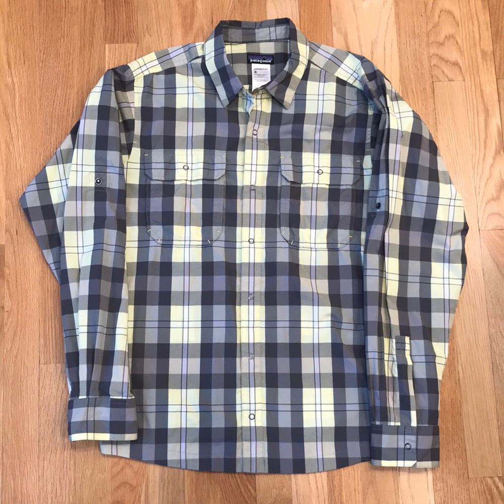 Patagonia Men's Medium Snap Front Plaid Shirt — Gray, Light Yellow & White